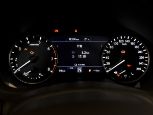 20222.0T (q)ܰ п؅^(q)