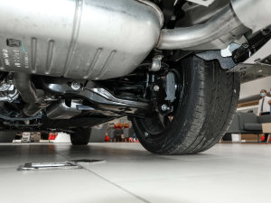 20222.0T (q)Ş (x)(ji)^