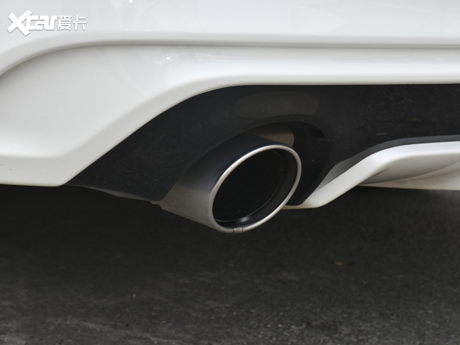 2022ӢQ50L 2.0T M\Ӱ