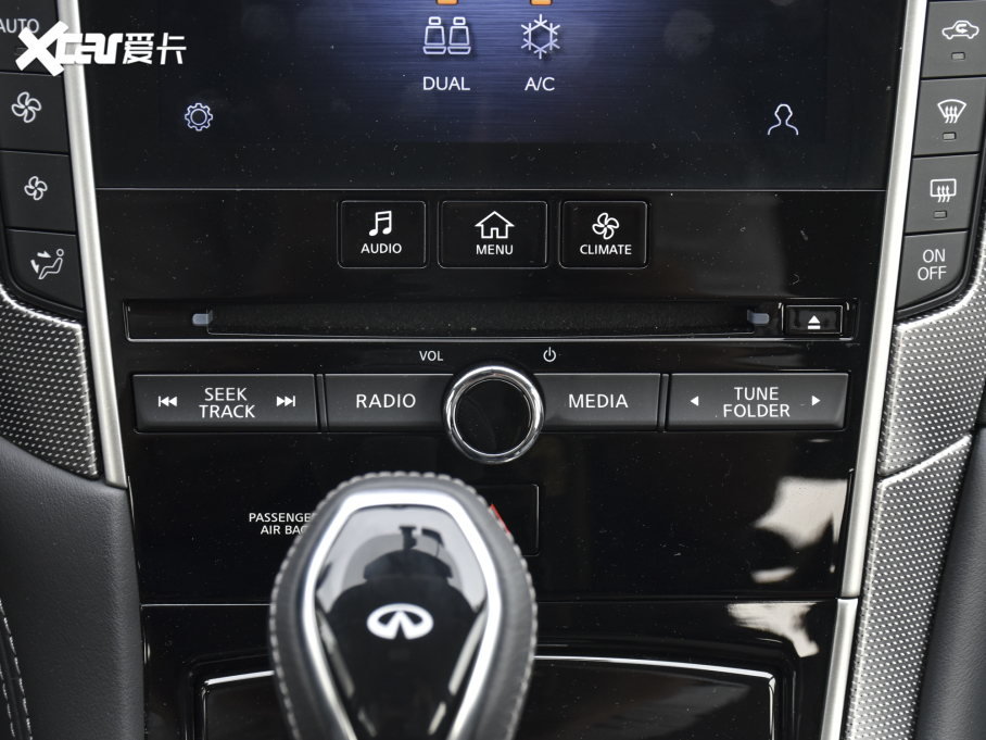 2022ӢQ50L 2.0T M\Ӱ