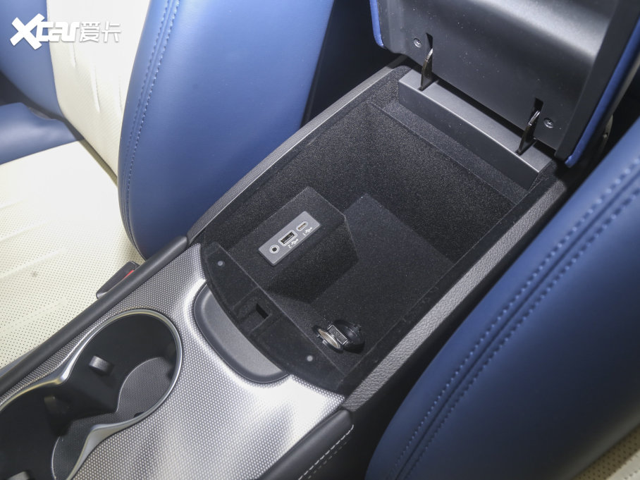 2022ӢQ50L 2.0T WAVE