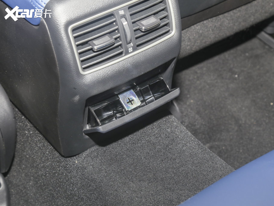 2022ӢQ50L 2.0T WAVE