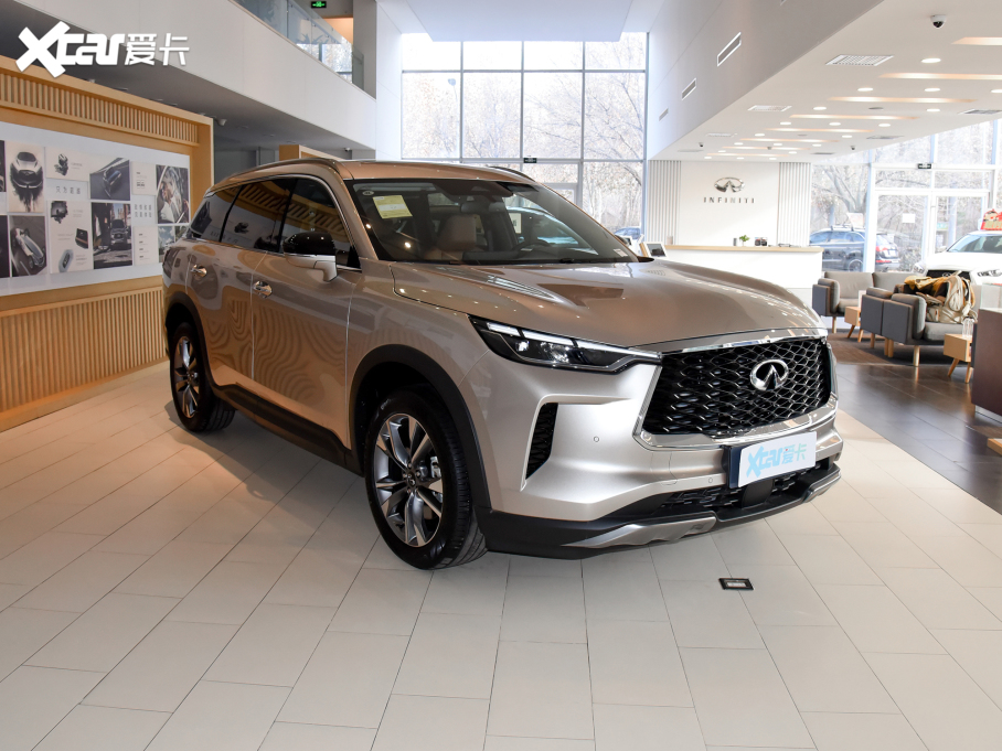 2024ӢQX60 2.0T ׿Խ