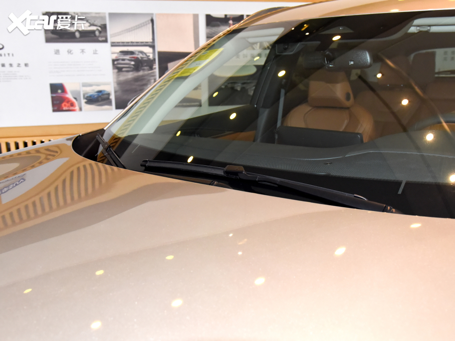 2024ӢQX60 2.0T ׿Խ