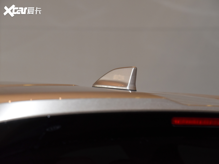 2024ӢQX60 2.0T ׿Խ