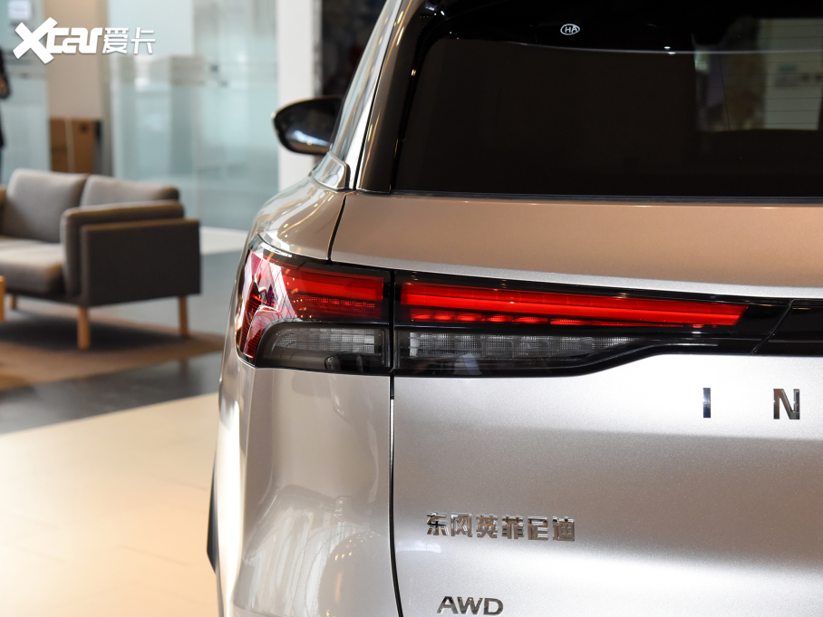 2024ӢQX60 2.0T ׿Խ