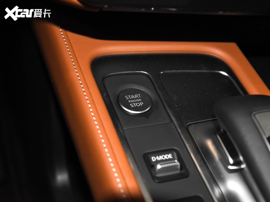 2024ӢQX60 2.0T ׿Խ