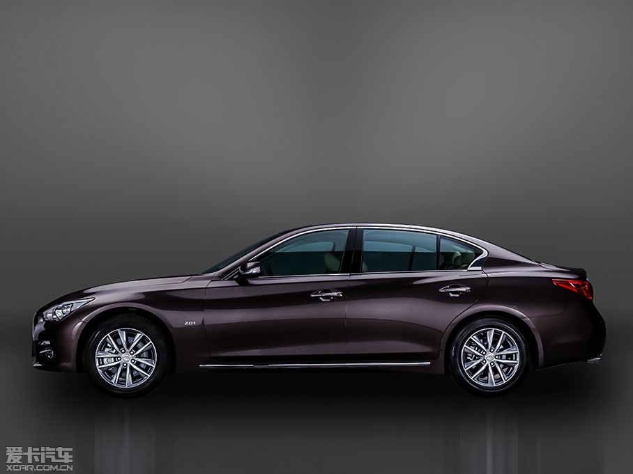 2015��Ӣ�����Q50L 2.0T ���m��