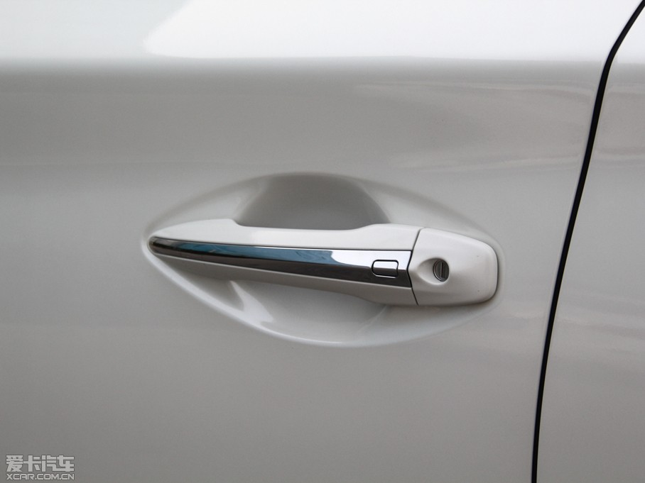 2015��Ӣ�����Q50L 2.0T ���A��