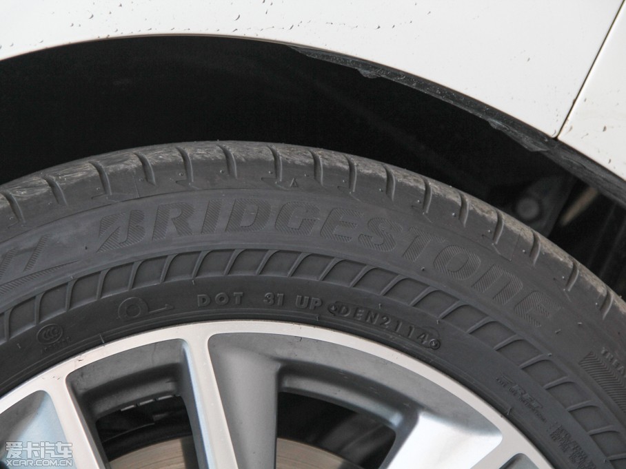 2015��Ӣ�����Q50L 2.0T ���A��