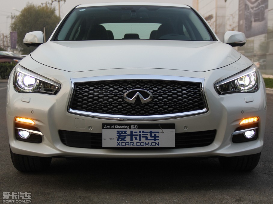 2015��Ӣ�����Q50L 2.0T ���A��