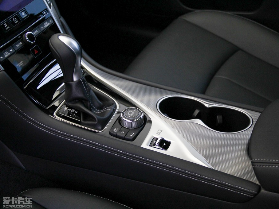 2015ӢQ50L 2.0T 