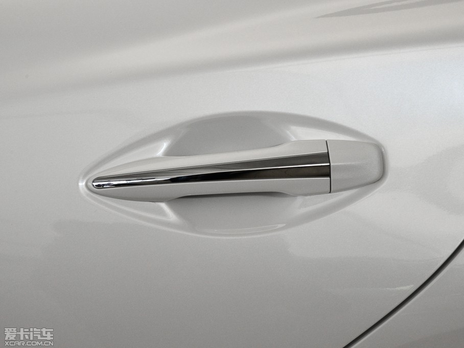 2015��Ӣ�����Q50L 2.0T �\(y��n)��(d��ng)��