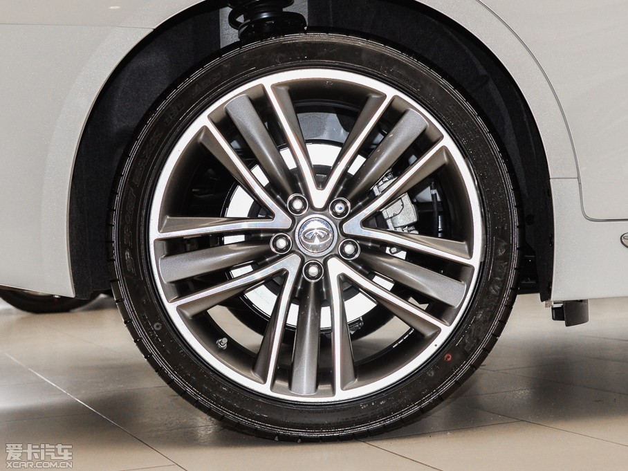 2015ӢQ50L 2.0T \(yn)(dng)