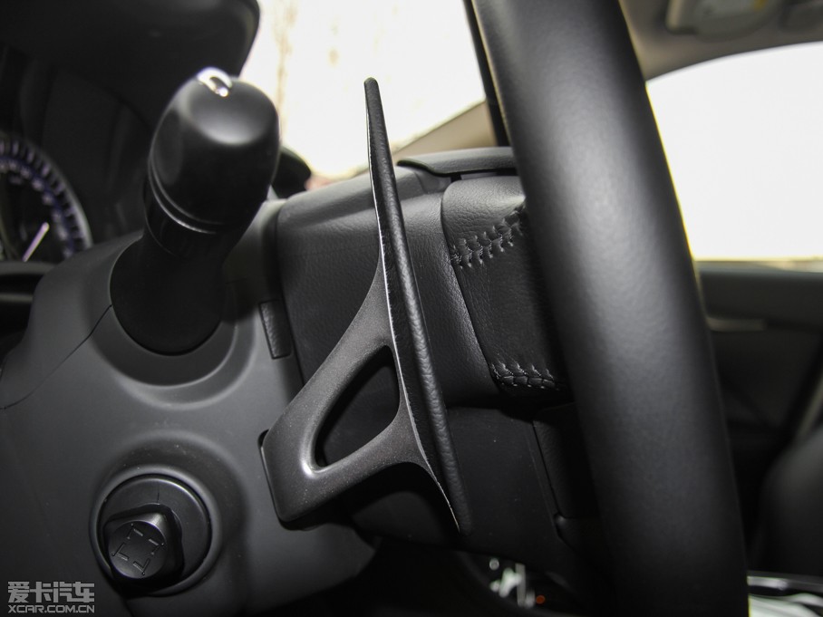 2015��Ӣ�����Q50L 2.0T ���A�\�Ӱ�