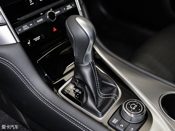 東風英菲尼迪2015款英菲尼迪Q50L