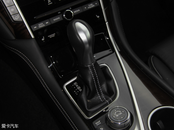 東風英菲尼迪2015款英菲尼迪Q50L