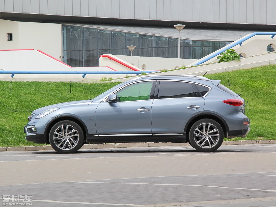 2015ӢQX50 2.5L 