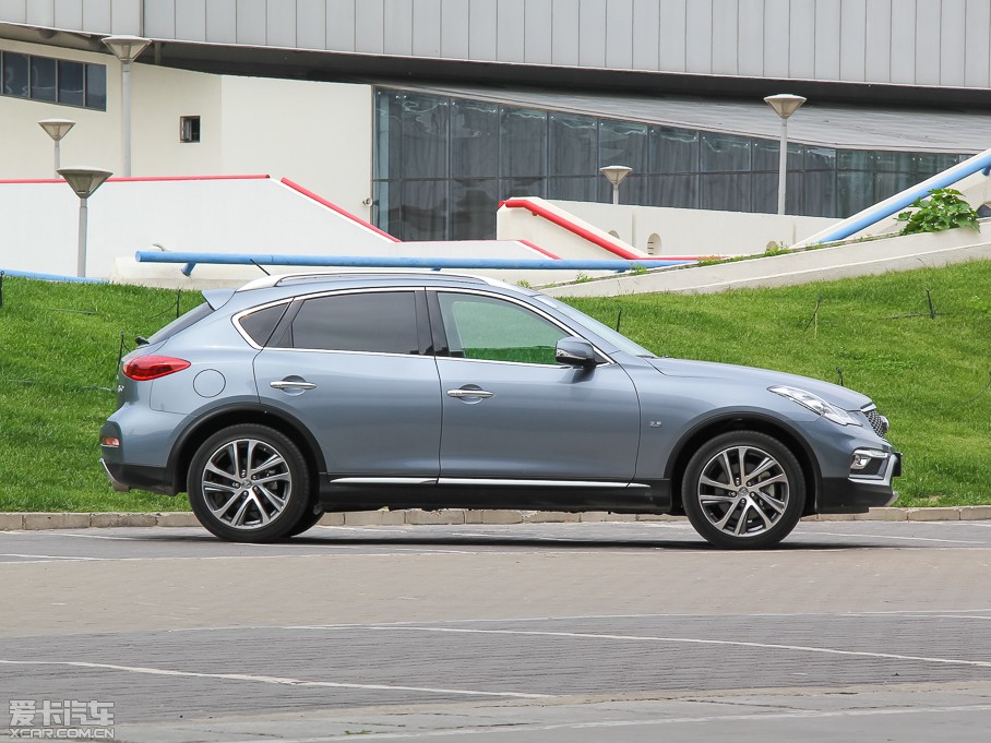 2015ӢQX50 2.5L 