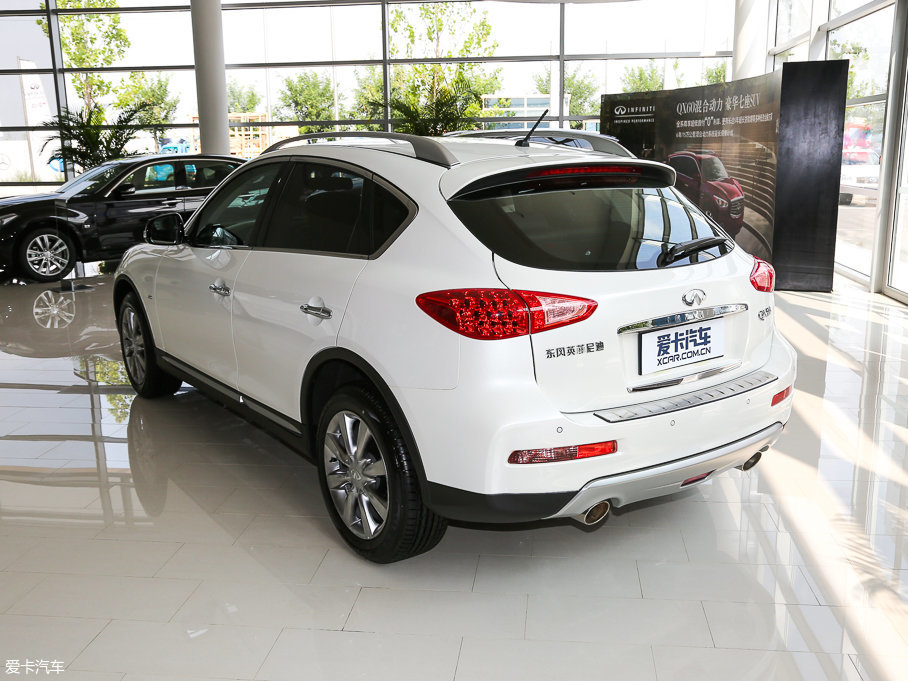 2015ӢQX50 2.5L m