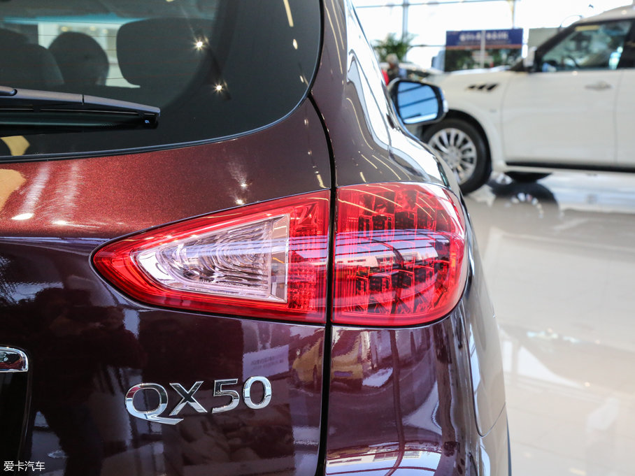 2015ӢQX50 2.5L m