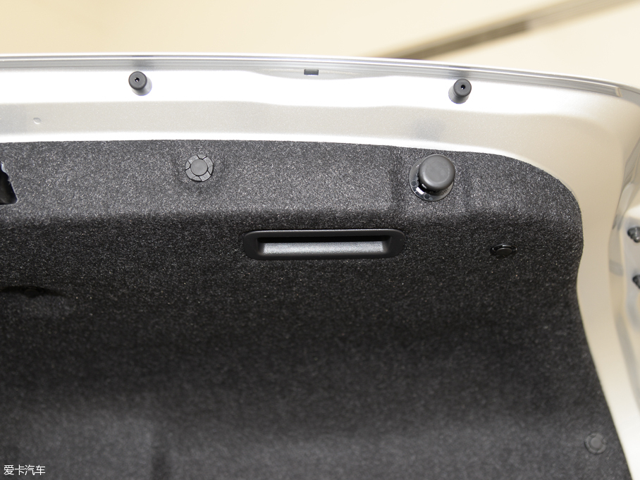 2016��Ӣ�����Q50L 2.0T �Mȡ��