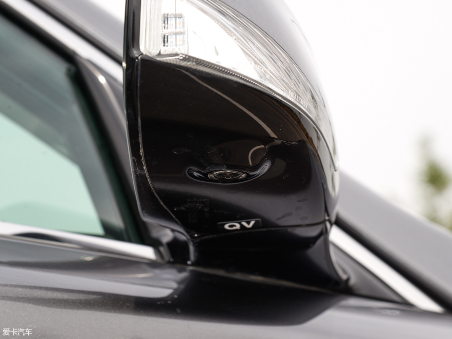 2016��Ӣ�����Q50L 2.0T ���A��