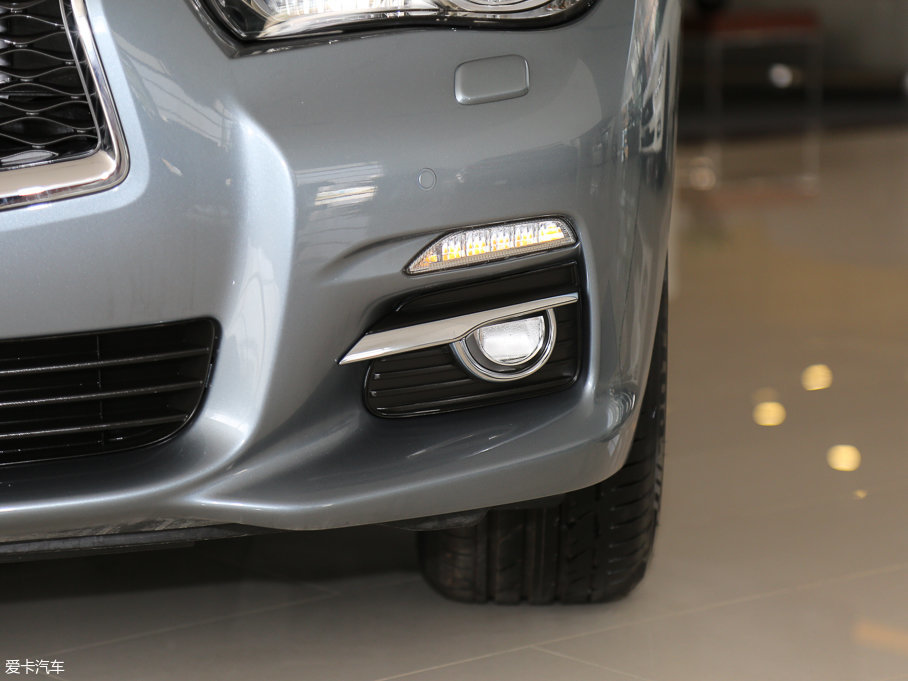 2016��Ӣ�����Q50L 2.0T ������