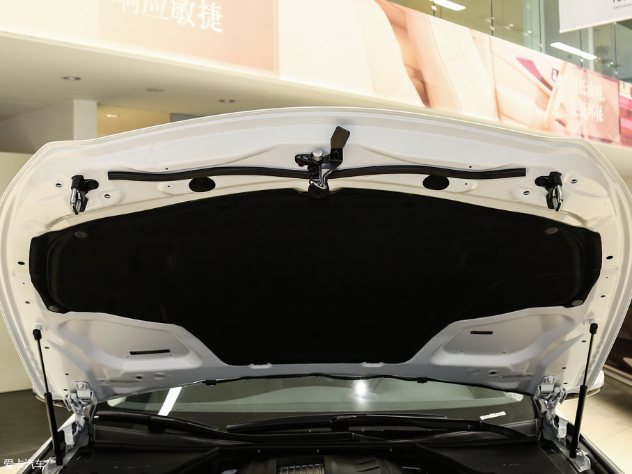 2016��Ӣ�����Q50L 2.0T ������