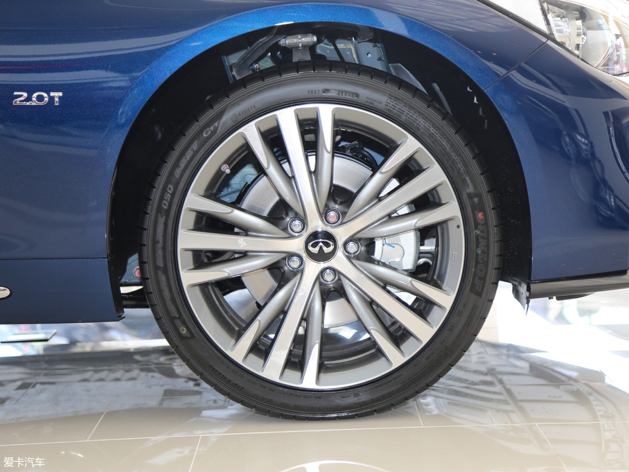 2018��Ӣ�����Q50L 2.0T ݼӢ�\�Ӱ� ��V