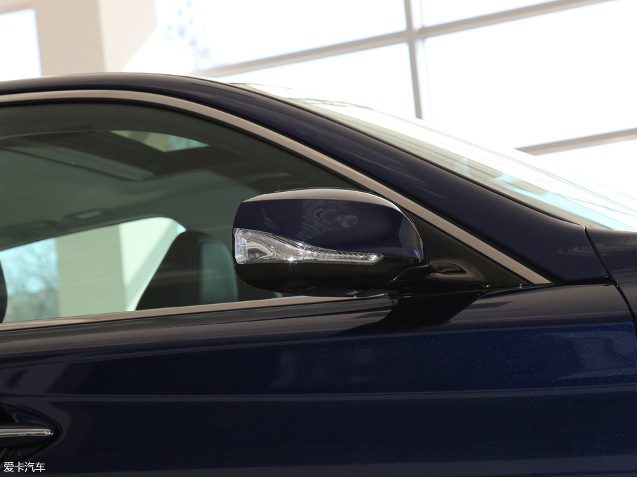 2018��Ӣ�����Q50L 2.0T ݼӢ�\�Ӱ� ��V