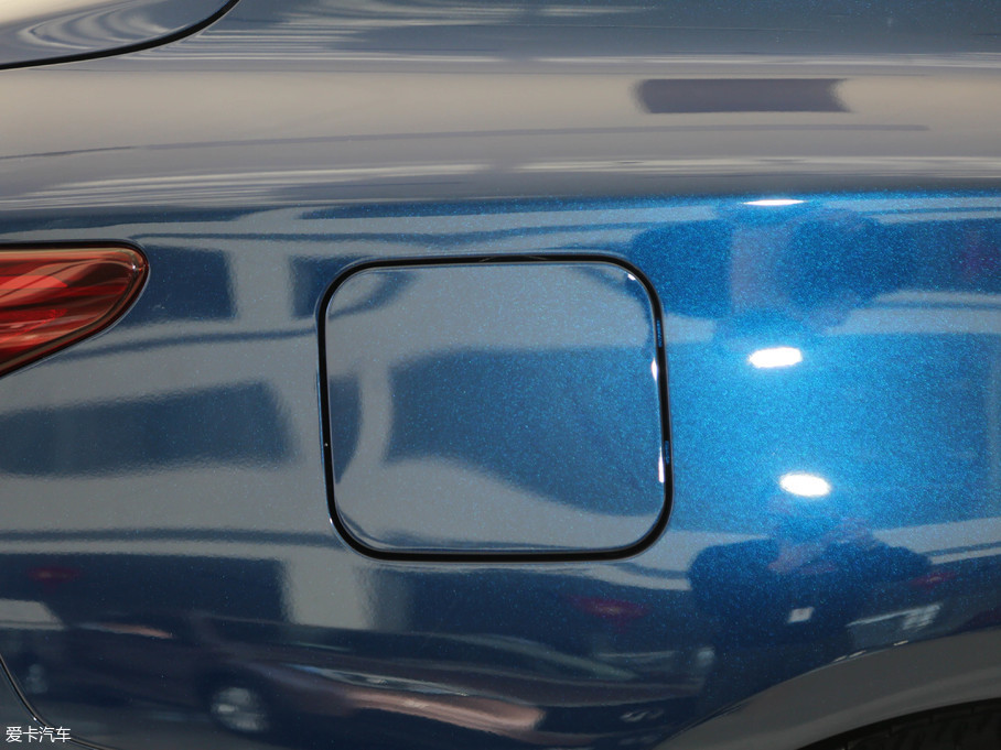 2018��Ӣ�����Q50L 2.0T ݼӢ�\�Ӱ� ��V