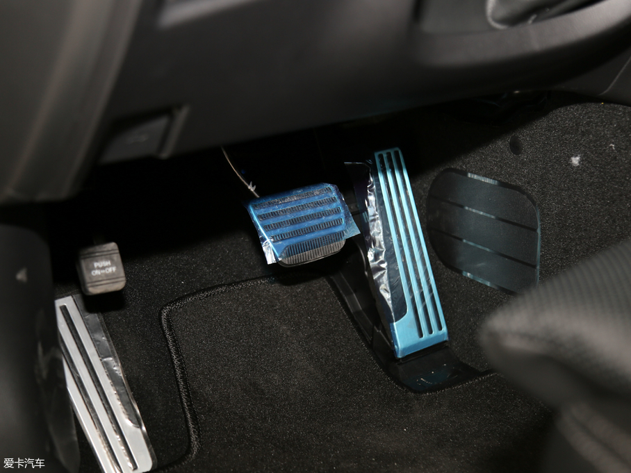 2018ӢQ50L 2.0T ݼӢ\(yn)(dng) (gu)V