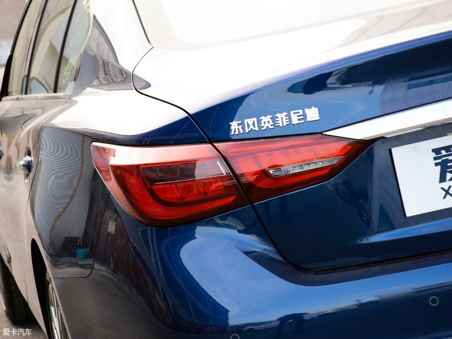 2018ӢQ50L 2.0T A\(yn)(dng) (gu)V