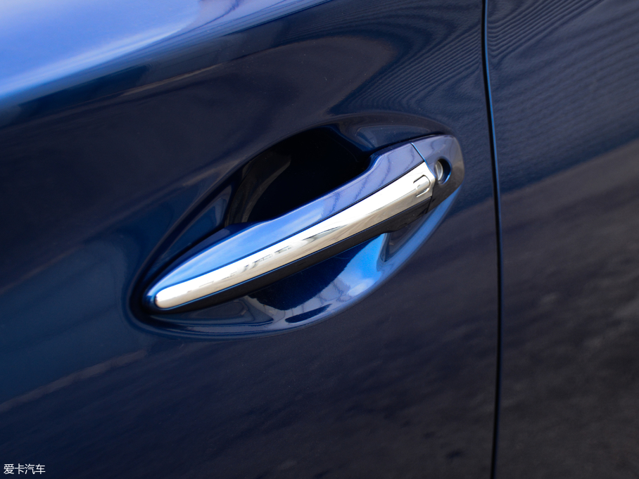 2018ӢQ50L 2.0T A\Ӱ V