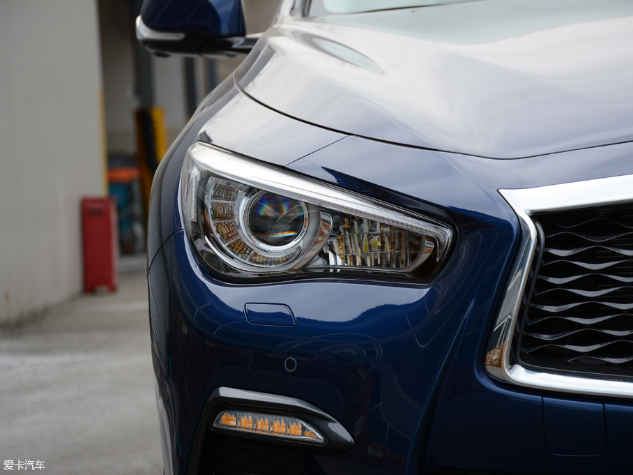 2018ӢQ50L 2.0T A\Ӱ V