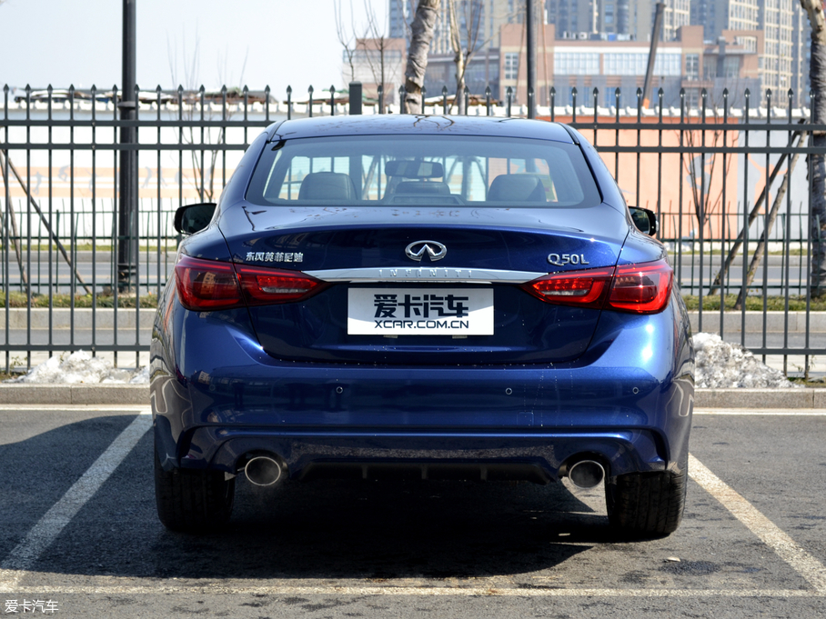 2018��Ӣ�����Q50L 2.0T ������ ��V