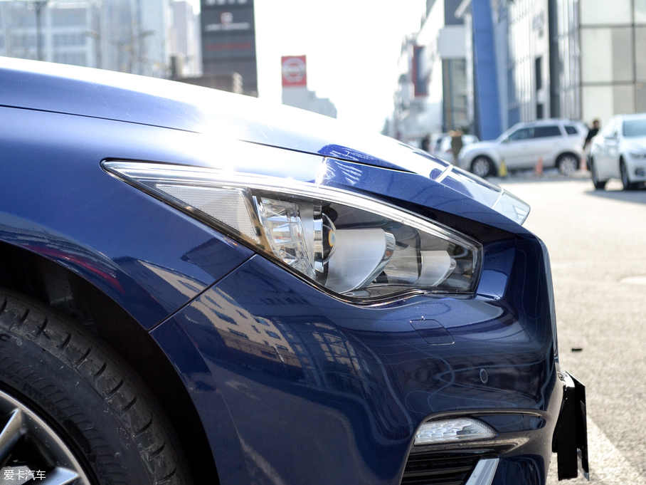 2018ӢQ50L 2.0T  (gu)V