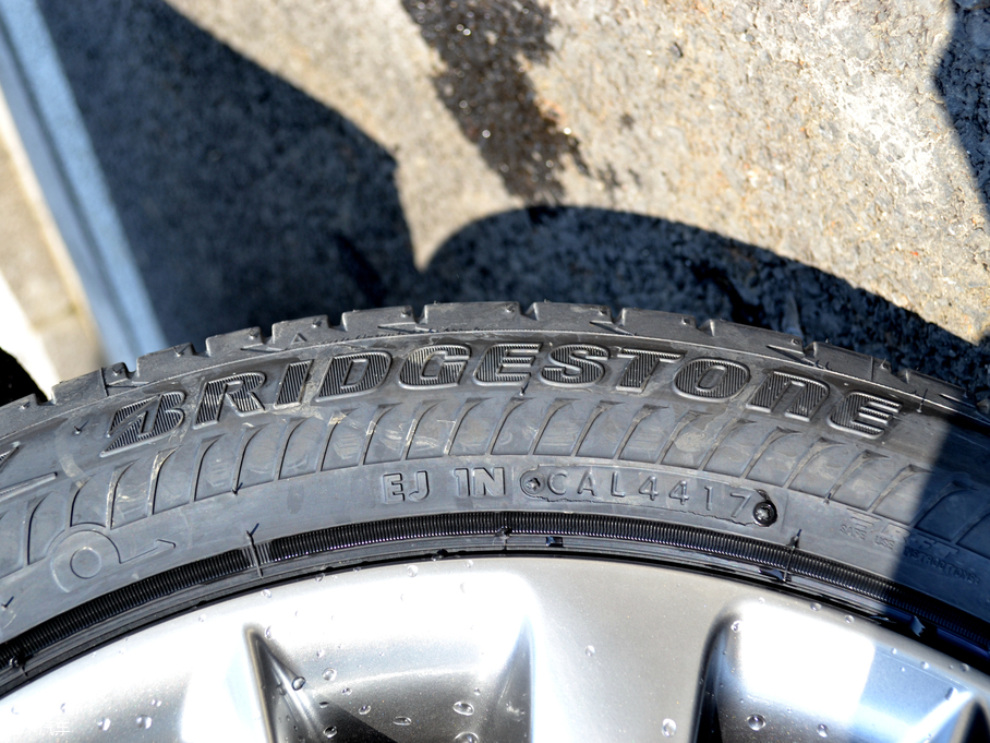 2018��Ӣ�����Q50L 2.0T ������ ��(gu��)V