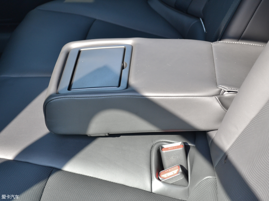 2018ӢQ50L 2.0T  V
