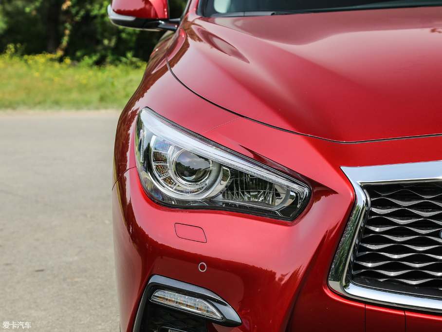 2018��Ӣ�����Q50L 2.0T ݼӢ�\�Ӱ� ��V