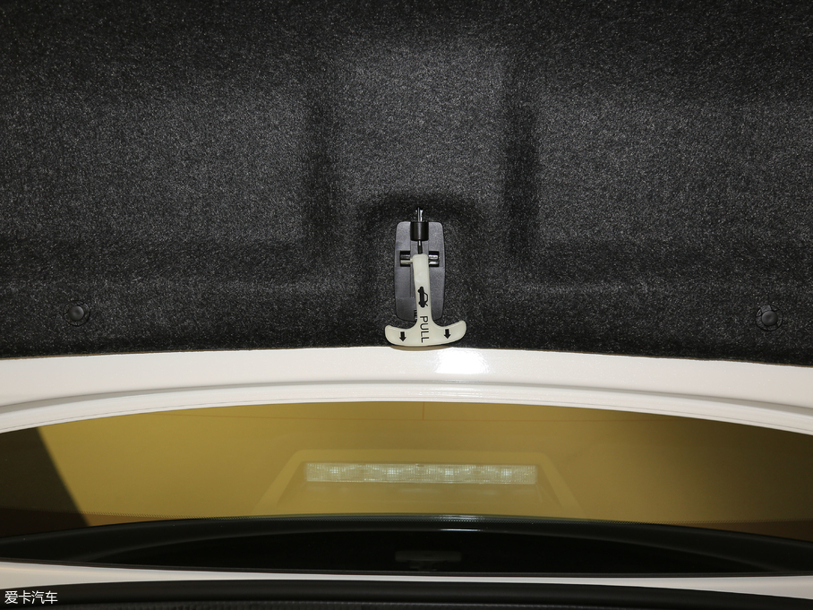 2018ӢQ50L 2.0T  V
