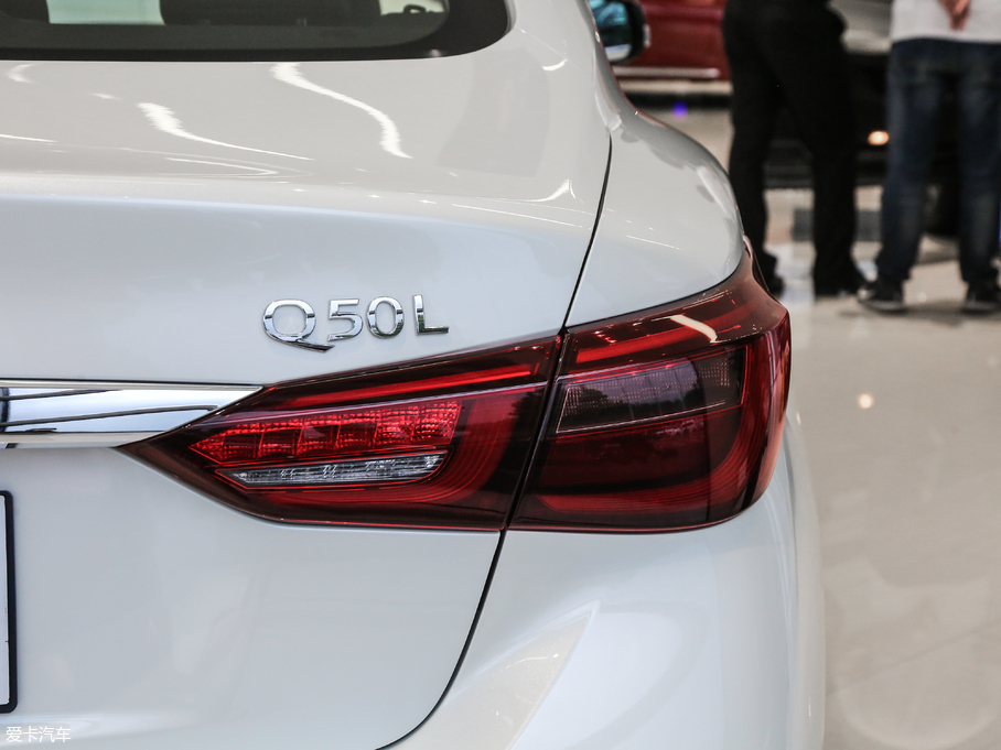 2018ӢQ50L 2.0T M(jn) V