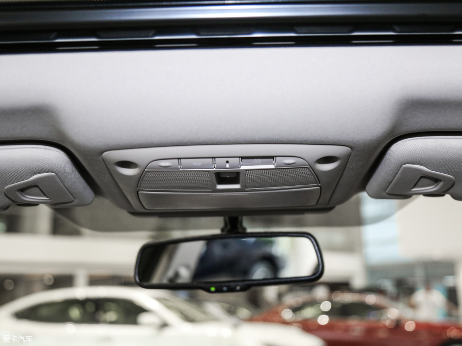 2018ӢQ50L 2.0T M(jn) (gu)V