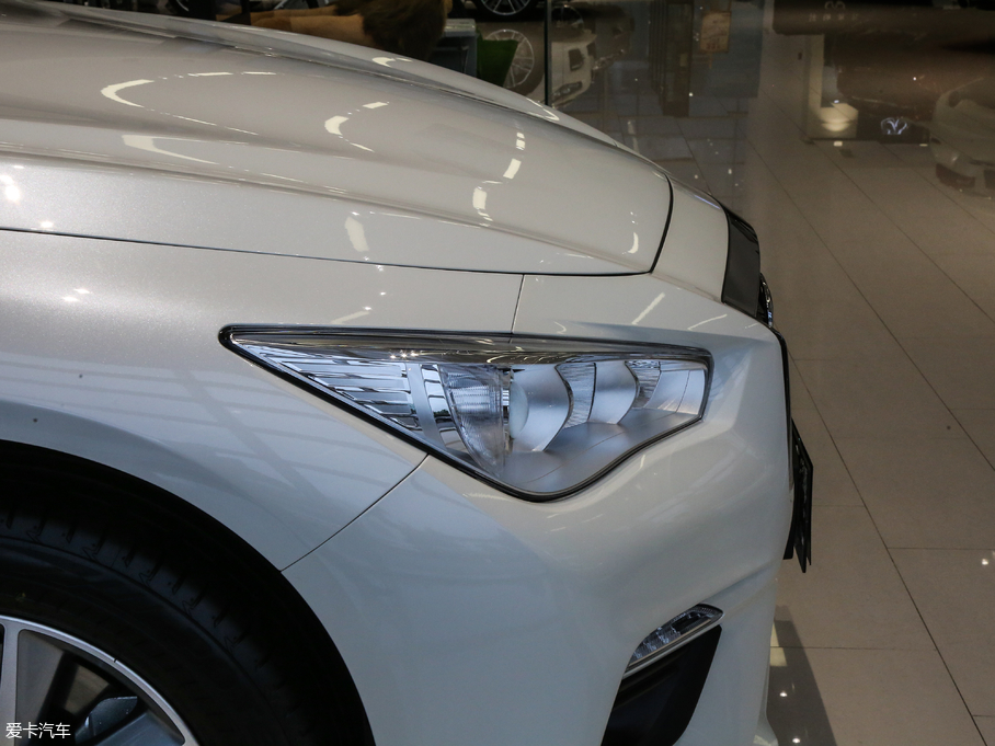 2018ӢQ50L 2.0T m (gu)V