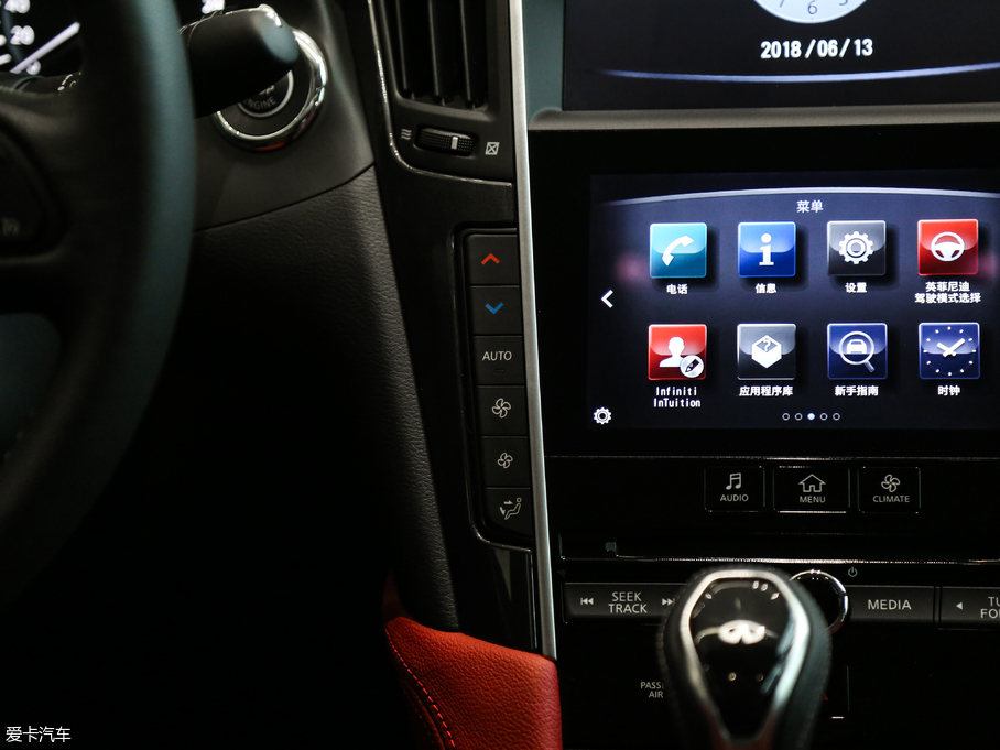 2018��Ӣ�����Q50L 2.0T ���m�� ��V