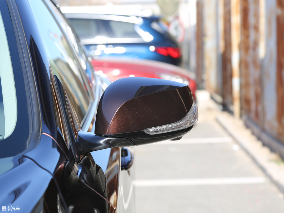 2018ӢQ50L 2.0T A (gu)V