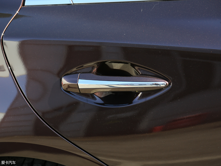 2018ӢQ50L 2.0T A (gu)V