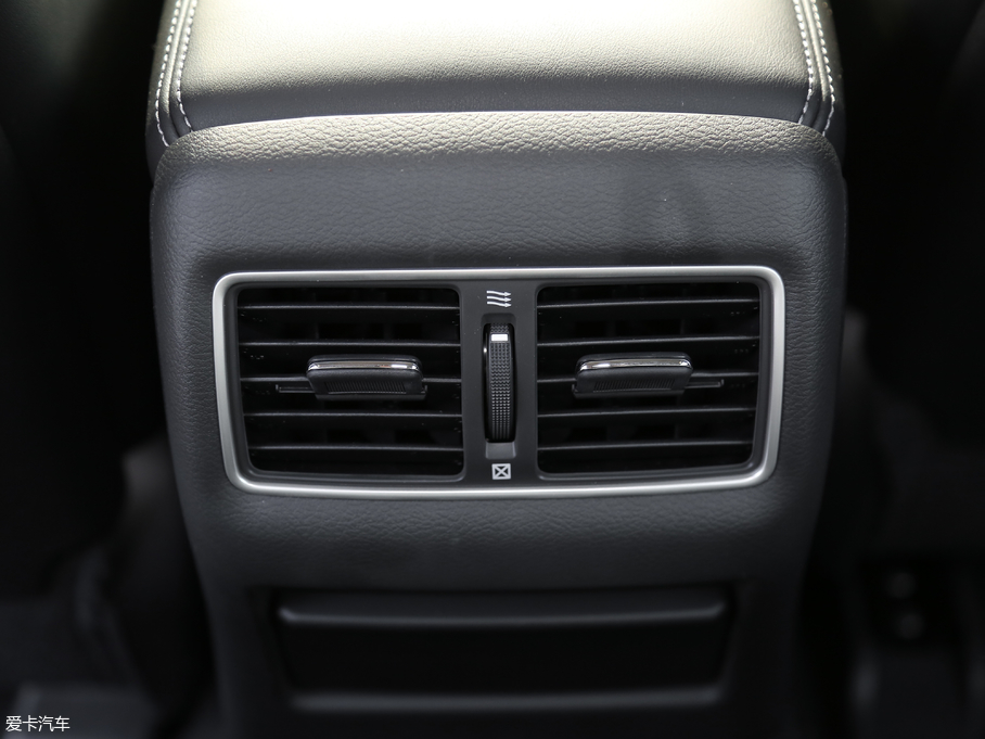 2018ӢQ50L 2.0T A (gu)V