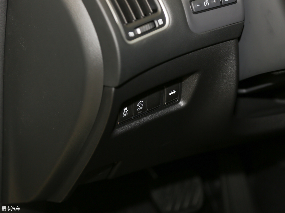 2018��Ӣ�����Q50L 2.0T �M(j��n)���� ��(gu��)VI